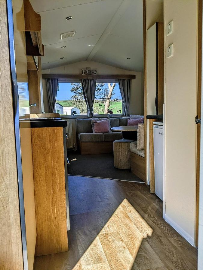 4 Berth Couples And Family Caravan In Beautiful Newquay Bay Resort מראה חיצוני תמונה